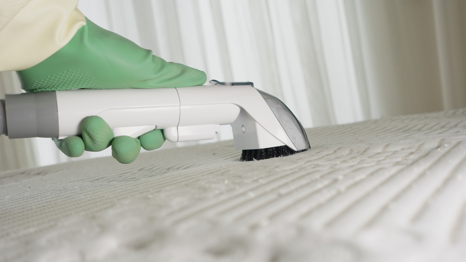 איך לנקות מזרון